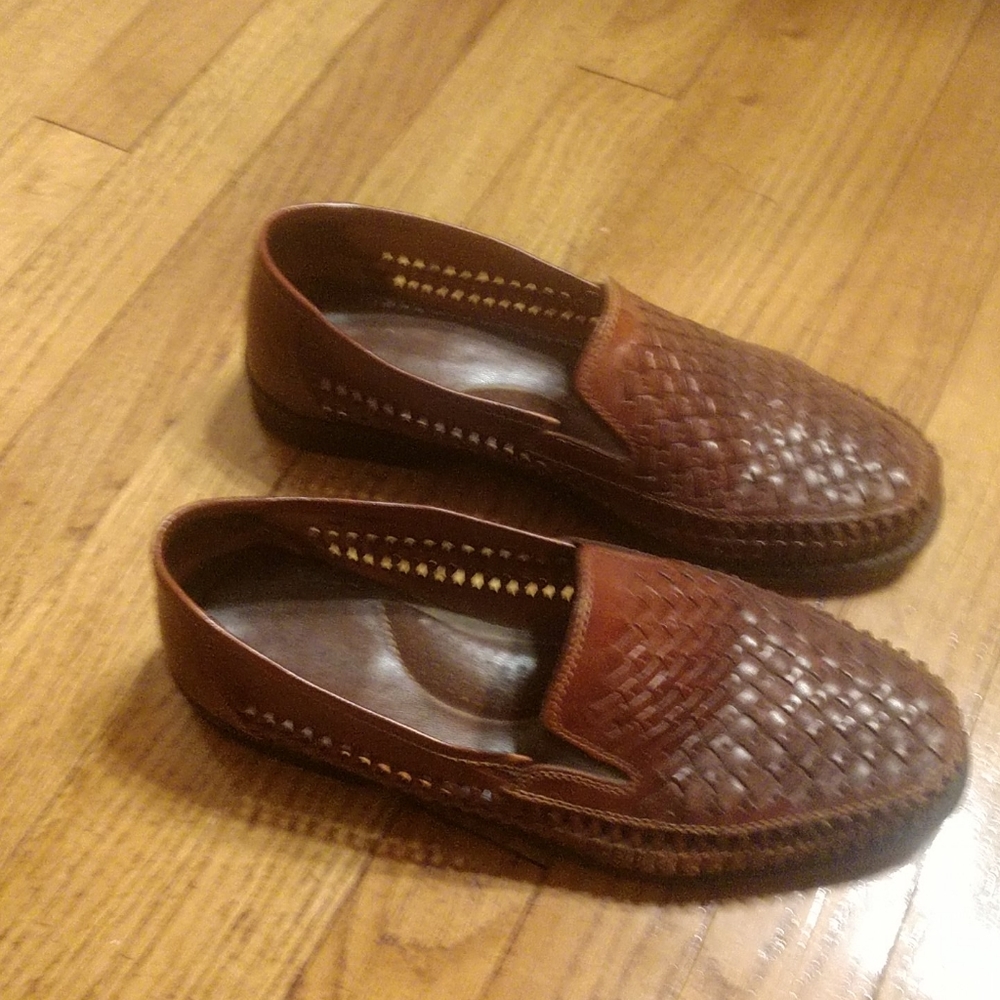 Men's dress shoes